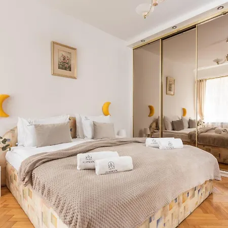 Flatbook - In The Heart Of Old Town Mariacka Ii * Γκντανσκ